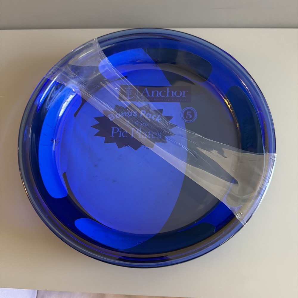 Set of 2 *New in Package* NIP-  Anchor Hocking 9 inch Pie Plate/Dish Blue Glass